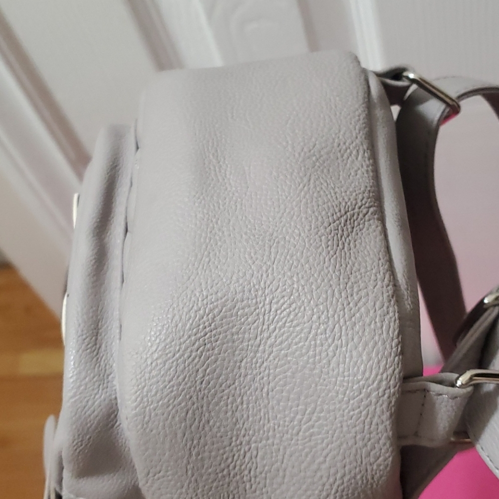 BETSEY JOHNSON MINI BACKPACK - Picture 8 of 8